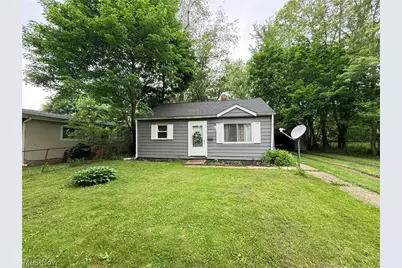 1276 Frederick Boulevard, Akron, OH 44320 - Photo 5