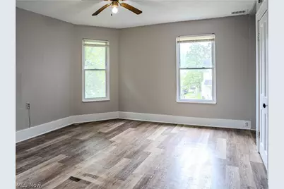 2102 W 96th Street, Loveland, OH 44102 - Photo 11