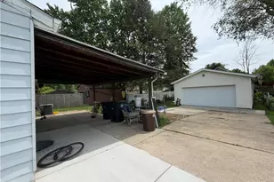 894 Jean Ave, Akron, OH 44310 - Photo 31