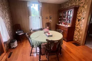 431 W Walnut St, Barnesville, OH 43713 - Photo 5