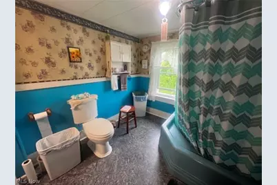 431 W Walnut Street, Barnesville, OH 43713 - Photo 13
