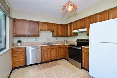 7024 Buckhurst Place, Concord Twp, OH 44060 - Photo 5