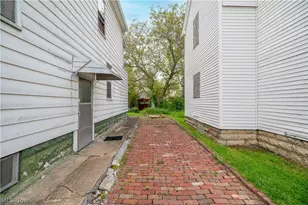 1604 1st St, Youngstown, OH 44509 - Photo 39