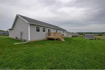 10952 Madlyn Street NE, Bolivar, OH 44612 - Photo 3