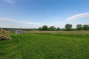 10952 Madlyn St NE, Bolivar, OH 44612 - Photo 5