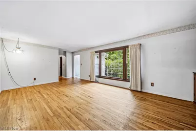 11565 Wilbert Road, Chardon, OH 44024 - Photo 5
