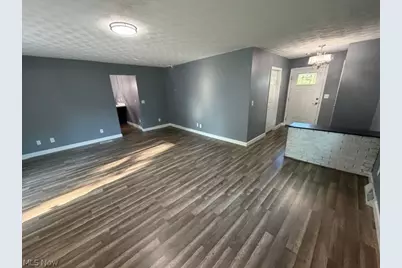 717 Hazelwood Drive, Vermilion, OH 44089 - Photo 5