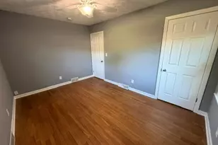 717 Hazelwood Dr, Vermilion, OH 44089 - Photo 17
