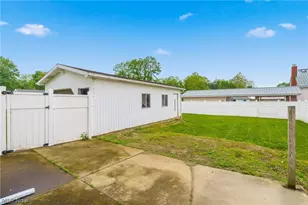 324 E Line St, Minerva, OH 44657 - Photo 5