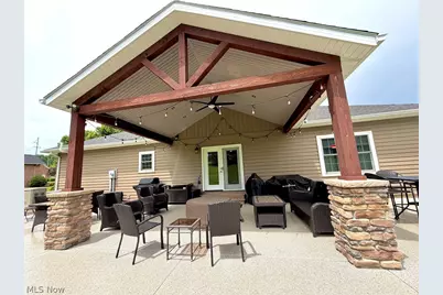 5020 Sunset Boulevard Road NW, Strasburg, OH 44680 - Photo 3