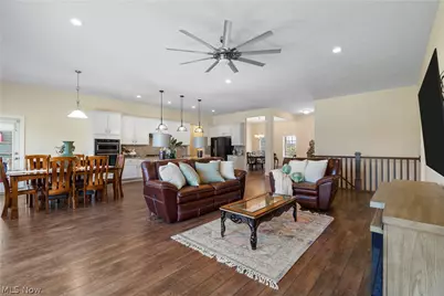 535 E Caston Road, Green, OH 44685 - Photo 9