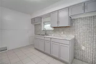 4387 W 56th St, Loveland, OH 44144 - Photo 5