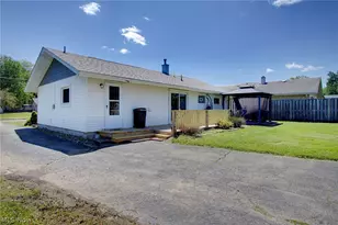 410 Southward Dr, Youngstown, OH 44515 - Photo 13
