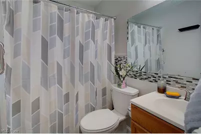 410 Southward Drive, Youngstown, OH 44515 - Photo 13