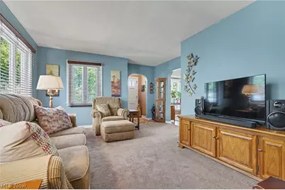 350 Wayne Avenue, Akron, OH 44301 - Photo 5
