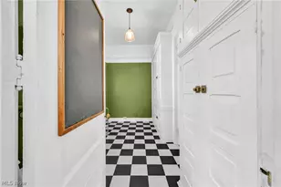 146 Harrison St, Elyria, OH 44035 - Photo 17