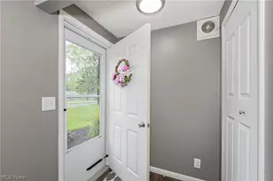 1924 Westwood Dr, Twinsburg, OH 44087 - Photo 3