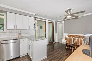 1924 Westwood Dr, Twinsburg, OH 44087 - Photo 9