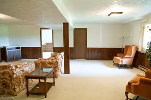 193 Greentree Dr, St Clairsville, OH 43950 - Photo 19