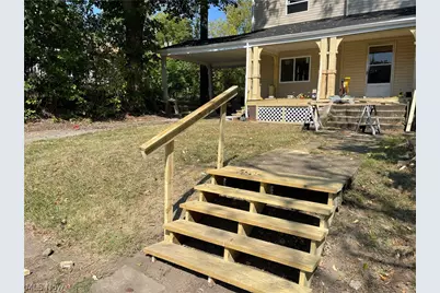34 Illinois Avenue, Youngstown, OH 44505 - Photo 3