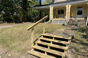 34 Illinois Ave, Youngstown, OH 44505 - Photo 3