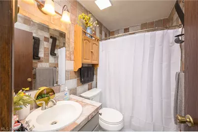 824-826 Reno Drive, Louisville, OH 44641 - Photo 13