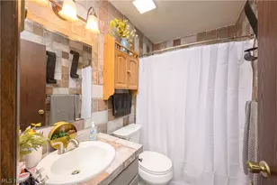 824-826 Reno Dr, Louisville, OH 44641 - Photo 13