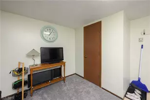 824-826 Reno Dr, Louisville, OH 44641 - Photo 7