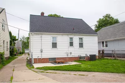 13606 Wainstead Avenue, Loveland, OH 44111 - Photo 21