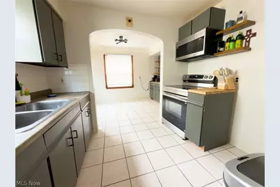 13606 Wainstead Avenue, Loveland, OH 44111 - Photo 3