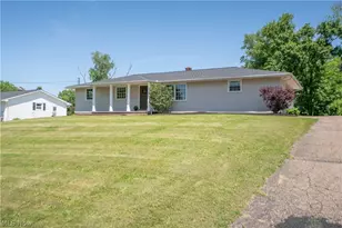 11391 Michelle Dr NW, Canal Fulton, OH 44614 - Photo 1