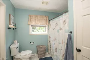 8026 Garnet Ave NE, Canton, OH 44721 - Photo 21