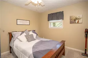 8026 Garnet Ave NE, Canton, OH 44721 - Photo 17