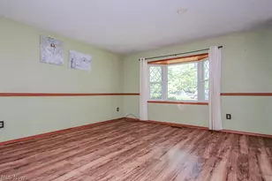 1754 Benjamin Rd, Madison, OH 44057 - Photo 5