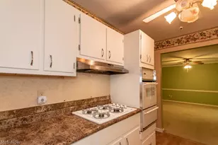 8688 Marjory Dr, Mentor, OH 44060 - Photo 15