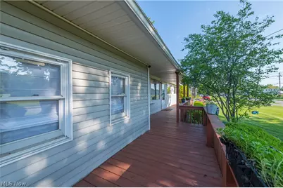 700 Harris Road, Sheffield Lake, OH 44054 - Photo 5