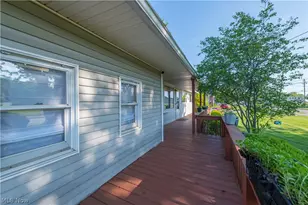 700 Harris Rd, Sheffield Lake, OH 44054 - Photo 5