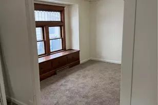 127 Courtland Ave, Campbell, OH 44405 - Photo 9