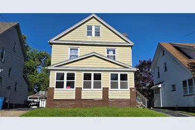 127 Courtland Avenue, Campbell, OH 44405 - Photo 1