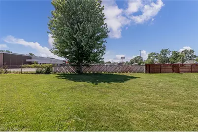 3264 Estelle Avenue, Lorain, OH 44052 - Photo 5