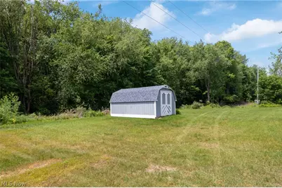 2419 Meadow Spring Circle, Akron, OH 44312 - Photo 31