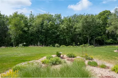 2419 Meadow Spring Circle, Akron, OH 44312 - Photo 29