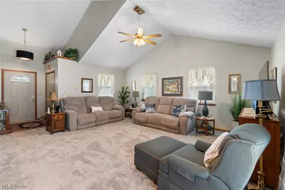 2419 Meadow Spring Circle, Akron, OH 44312 - Photo 9