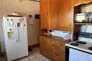 2031 Ridgewood Ave, Alliance, OH 44601 - Photo 9