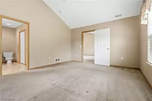 8717 Dublin Ridge Cir NW, Massillon, OH 44646 - Photo 11