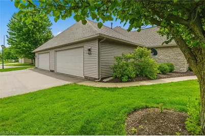 8717 Dublin Ridge Circle NW, Massillon, OH 44646 - Photo 19