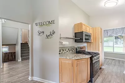 23823 Beaumont Drive, North Olmsted, OH 44070 - Photo 9
