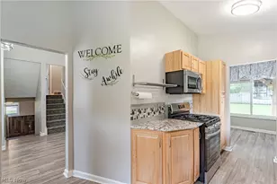 23823 Beaumont Dr, North Olmsted, OH 44070 - Photo 9