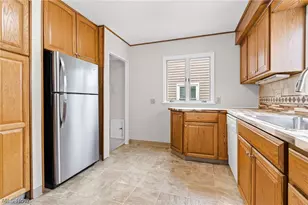 1905 Tampa Ave, Loveland, OH 44109 - Photo 9