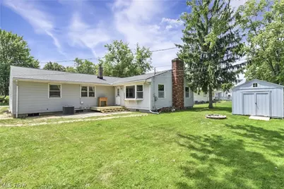 183 Sunrise Drive, Amherst, OH 44001 - Photo 5